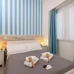 Approdo - Eja Sardinia בית הארחה קליארי