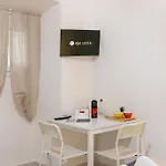 Approdo - Eja Sardinia קליארי