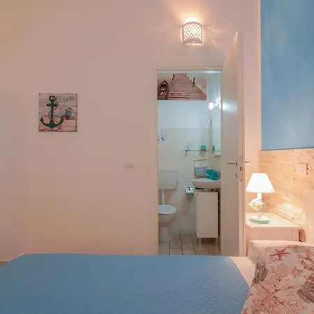 Πανσιόν Approdo - Eja Sardinia 3*